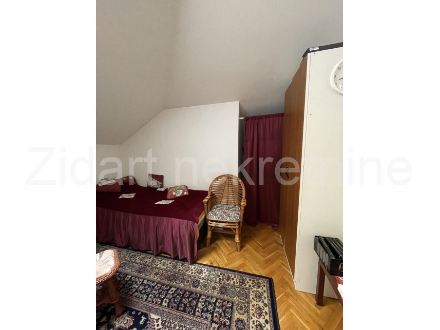 Квартира, 645 м², 100 000$ — FAKTOR